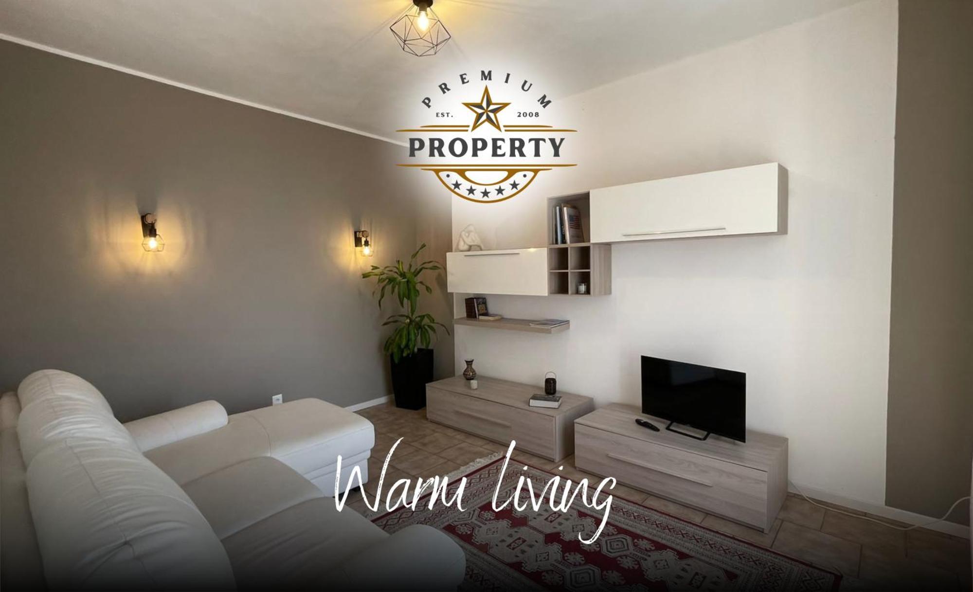 Magnificent Sunstone House, Private Parking, Bbq Area, Kids Toys, Near I Dei Leoni Hébergement de vacances Morbio Inferiore
